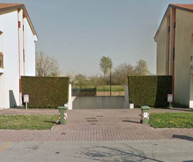 Photo 10