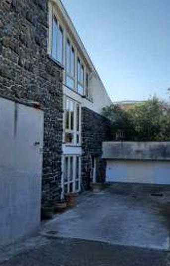 Photo 33