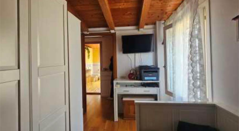 Photo 44
