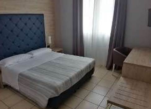 Photo 34