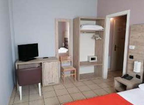 Photo 42