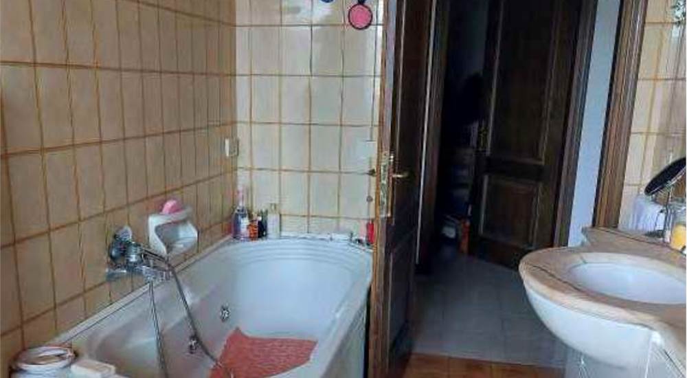 Photo 32